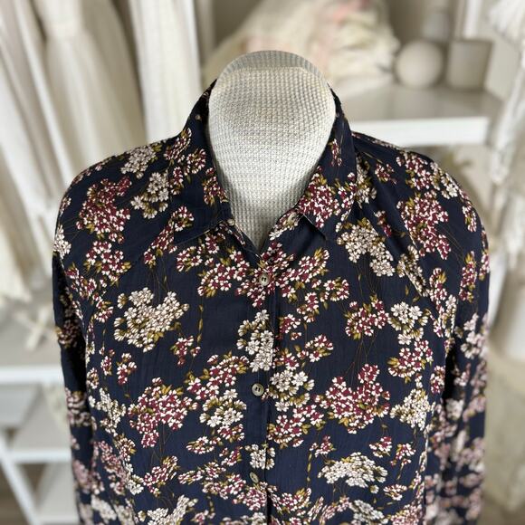 Umgee Women's Size L Black Floral Flowy Button Up Blouse w/ Lace Trim  3464 - Picture 6 of 10